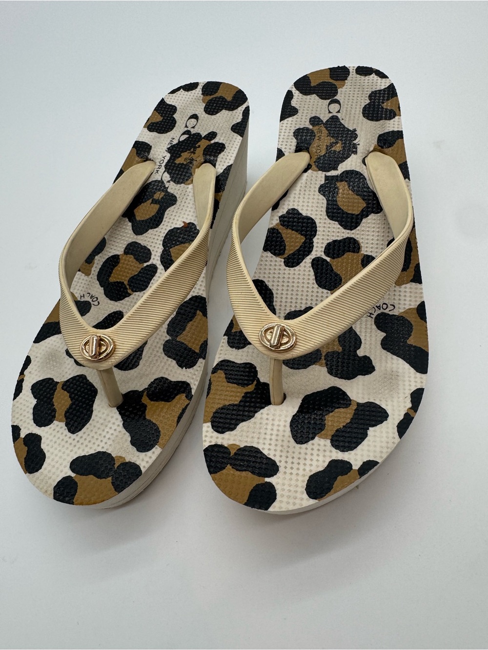 Coach Leopard Print Platform Flip Flop - Beige Straps size 6
